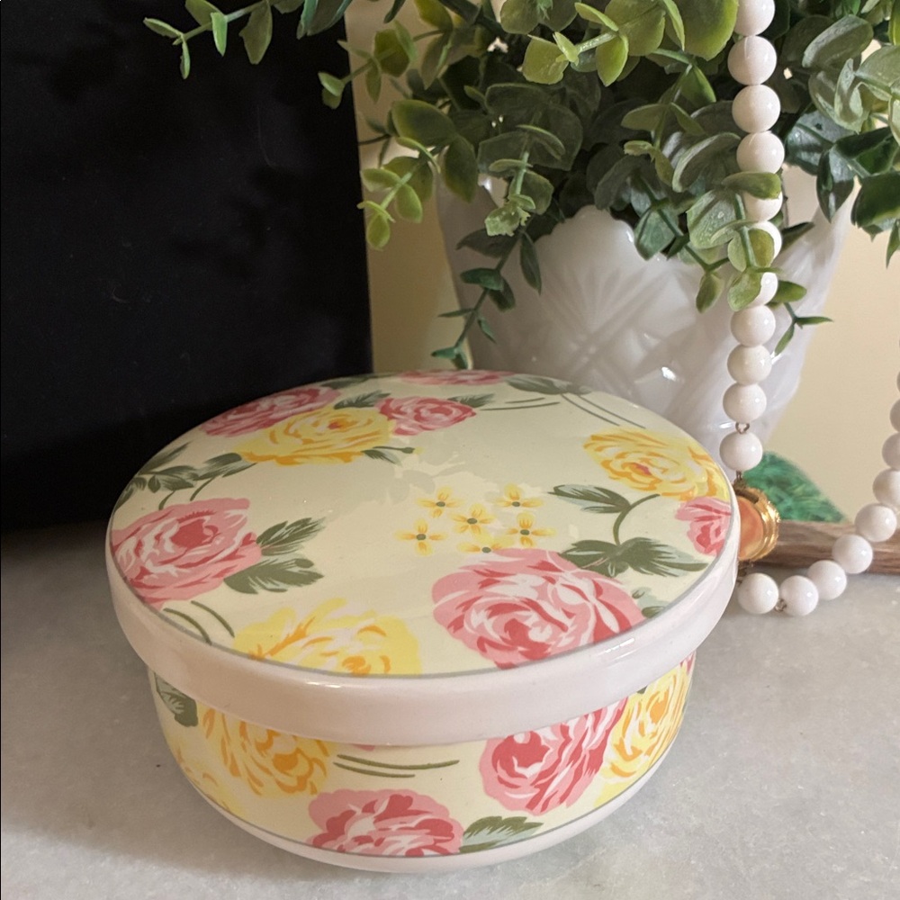 Rose Patterned Porcelian jewelry catch all Trinket Keepsake Box
